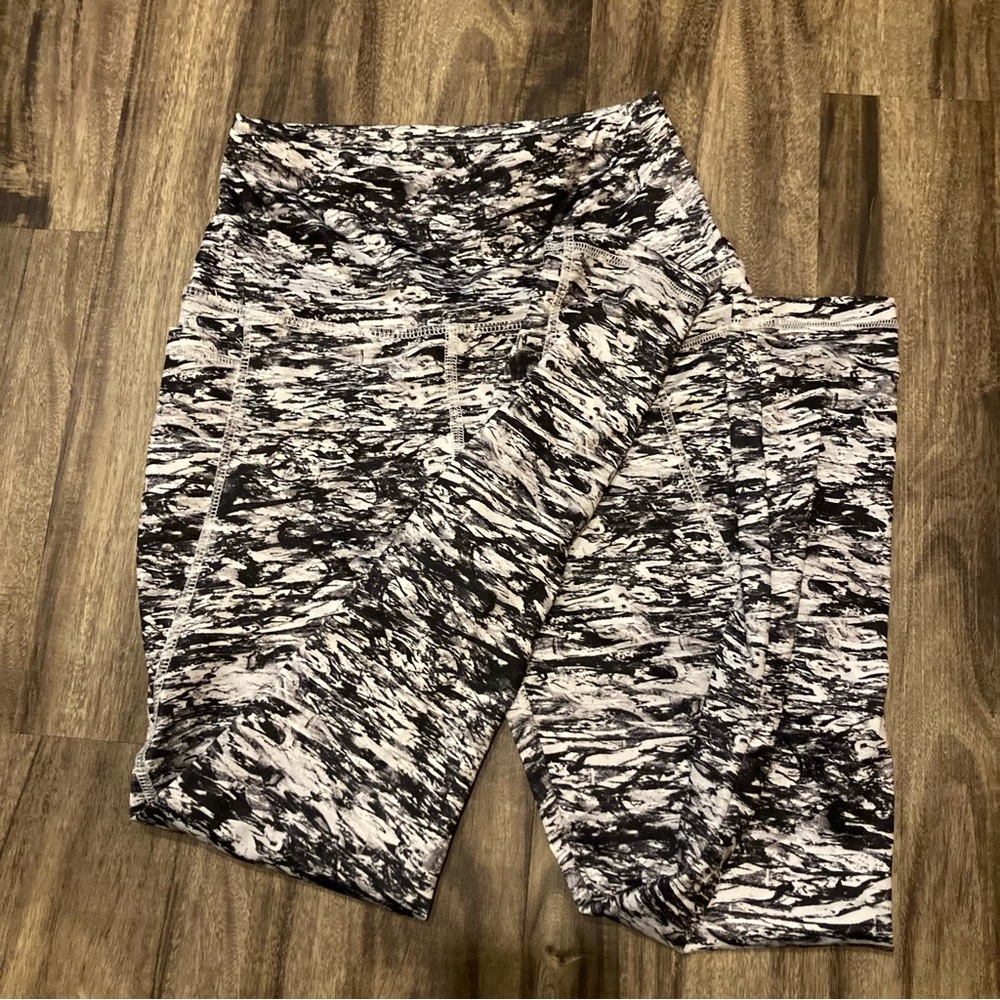 Black and White Leggings